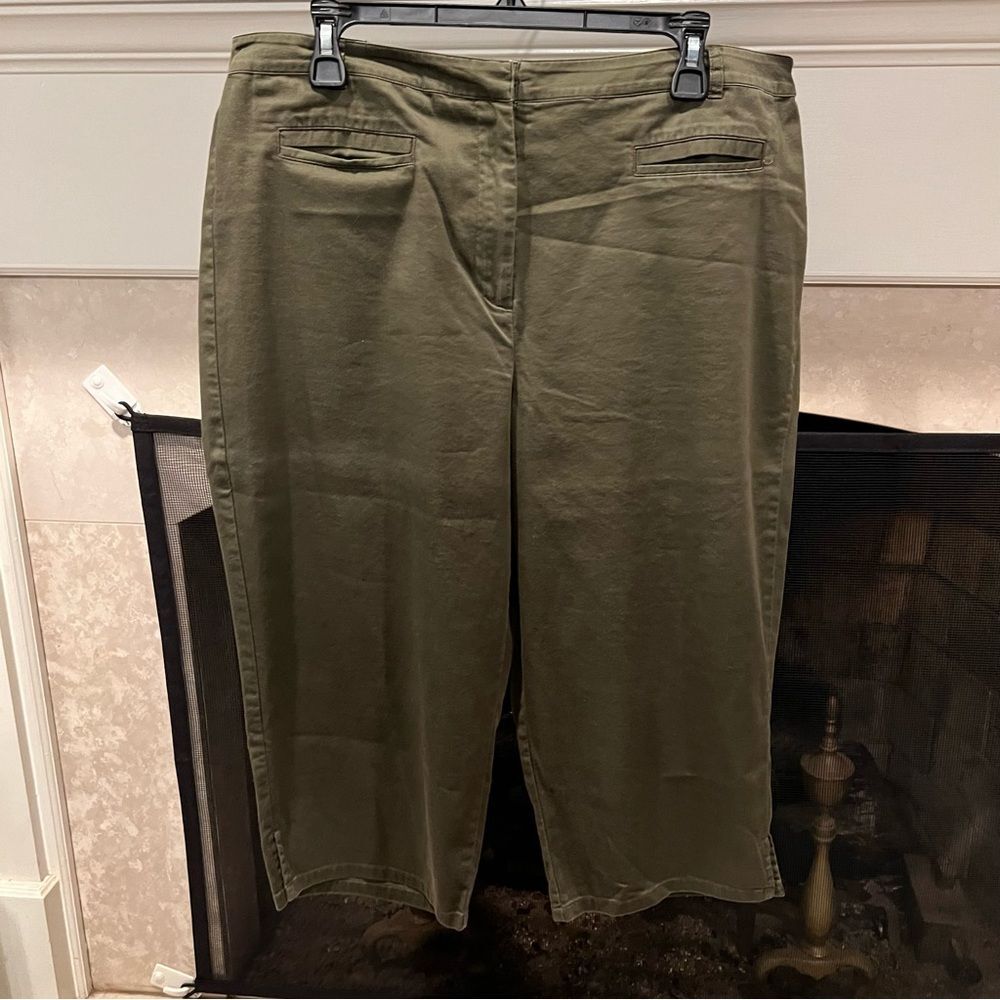 Chico’s capris size 16